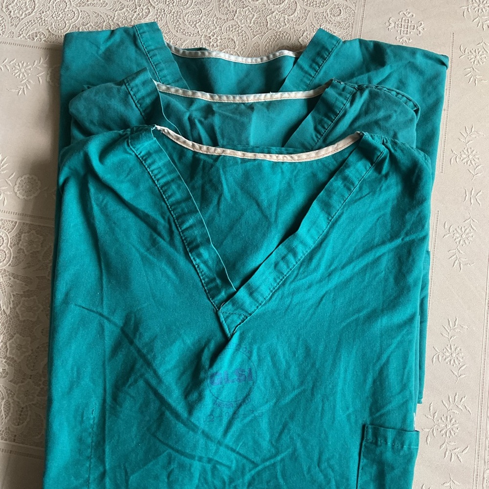 3 Green Scrub tops XL unisex Surgeon / Nurse